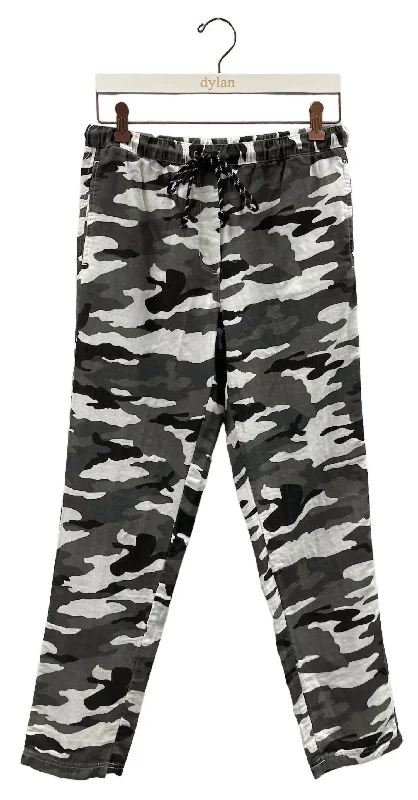 Women's Camo Pants